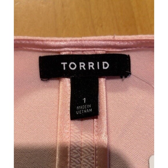 Torrid Women’s Cardigan. NWT. Size 1 (1X). Drape Front. Pink - Picture 3 of 14